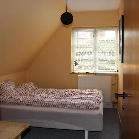 Maple House, Rodbyhavn Apartment *